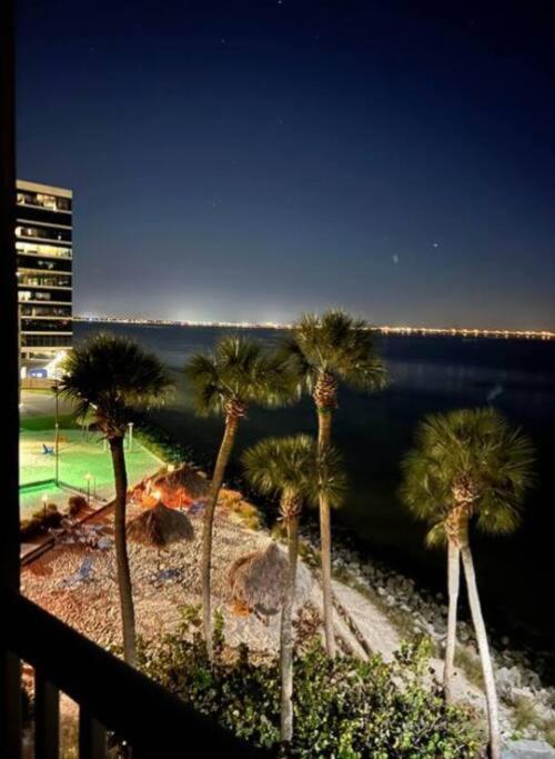 Willa On The Rocks Tampa Zewnętrze zdjęcie